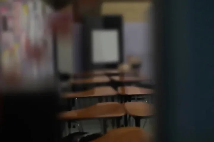 رأی قاضی کانادایی علیه خانواده ایرانی که امیدوار بودند دخترشان در کانادا به مدرسه برود